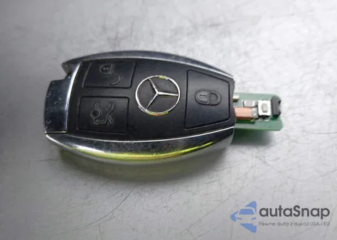 2011 Mercedes-Benz Glk 350 4Matic из США, поврежденный, VIN WDCGG8HB3BF621189